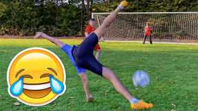 COMEDY MOMENTS IN FOOTBALL 😂🤣 FUNNIEST FAILS V15
