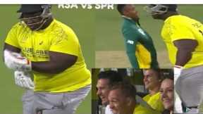 Rugby players playing cricket with south African national team. Very funny moment's