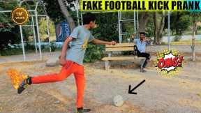 Fake football kick prank🤔 / football prank with public in park😂 /  coments for new video .