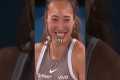 Djokovic leaves Zheng utterly