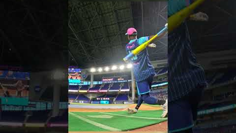 Metal bats + big sluggers = 🤯🚀