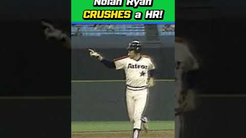 The ultra-casual HR trot ...😆