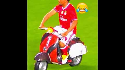 Strange Moments in Football 🤣