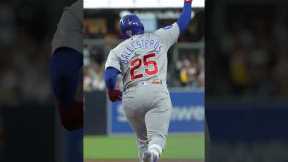 A GRAND bat flip by Moisés Ballesteros 💪