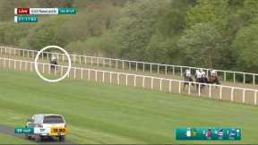 You don't see horse races won like this very often...